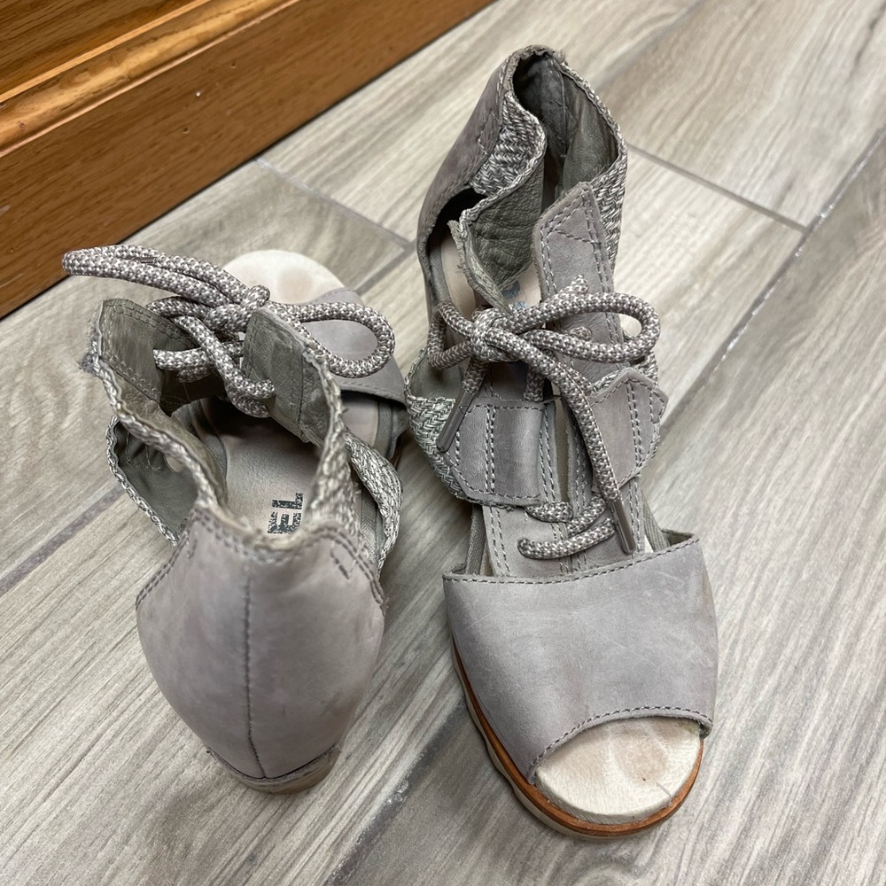 Grey Sorel Lace Up Joanie Leather Sandals